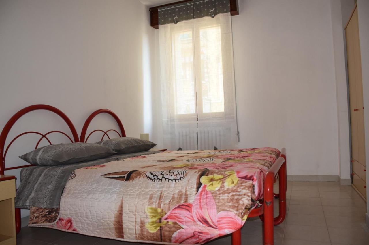 Good House- Ampio Appartamento Vicino Al Mare Rimini Zewnętrze zdjęcie